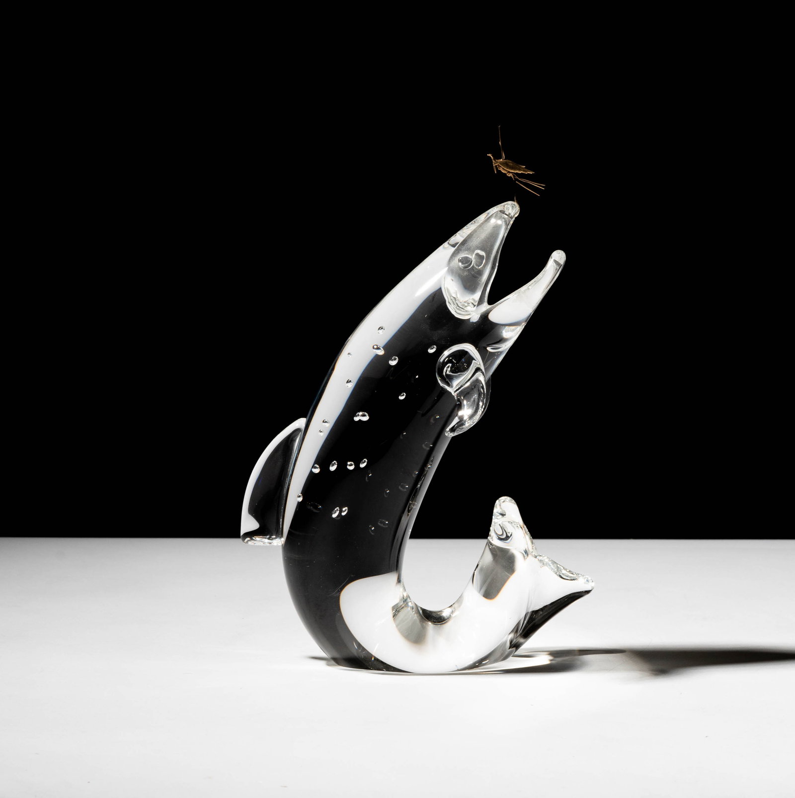 Steuben Glass and 18k Gold Trout and Fly Sculpture (1 of 7)