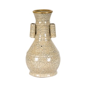 A Chinese Crackleware Vase