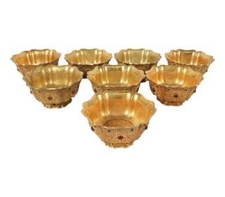 A Set of Eight Chinese Gilt-Decorated Bowls