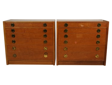 A Pair of Mid-Century Chests of Drawers