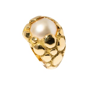 Italian 18 Karat Yellow Gold Mabe Pearl Ring