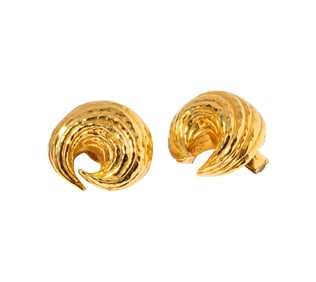 Forley Jewelers 18 Karat Yellow Gold Hammered Swirl Earrings