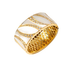 Gemlok 18 Karat Yellow Gold Diamond and Mother-of-Pearl Bangle Bracelet