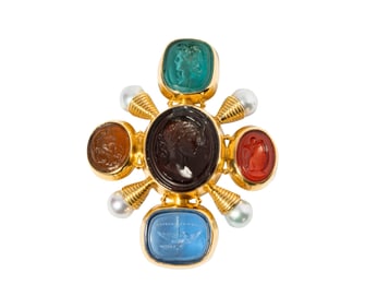Elizabeth Gage, 18 Karat Yellow Gold Intaglio Brooch
