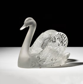 A Lalique Cygne Frosted and Clear Glass Swan Figure