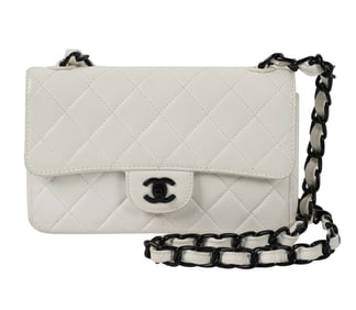 A Chanel Quilted White Leather Handbag