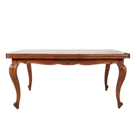A French Provincial-Style Draw Leaf Dining Table