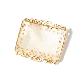 14 Karat Yellow Gold Carved Mother Of Pearl Chinese Frame Brooch/Pendant