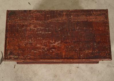 An American Sponge-Painted Blanket Chest