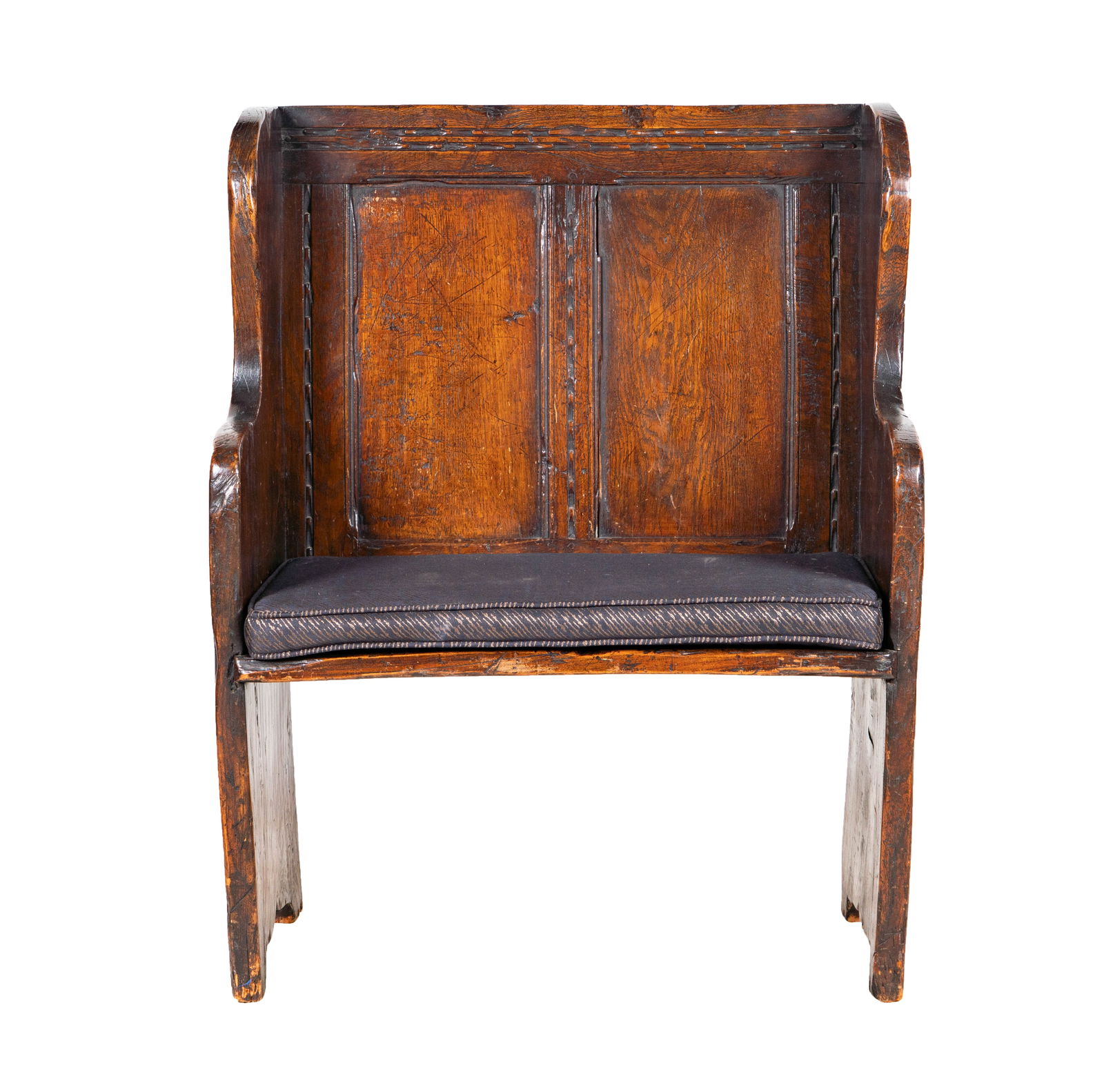 An English Carved Wood Settle (1 of 10)