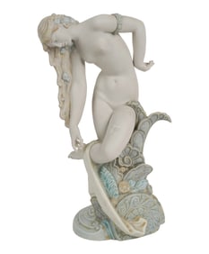 A Lladro Pure Beauty Porcelain Figure