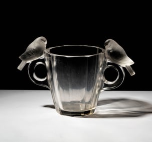 A Lalique Glass Deux Pigeons Vase