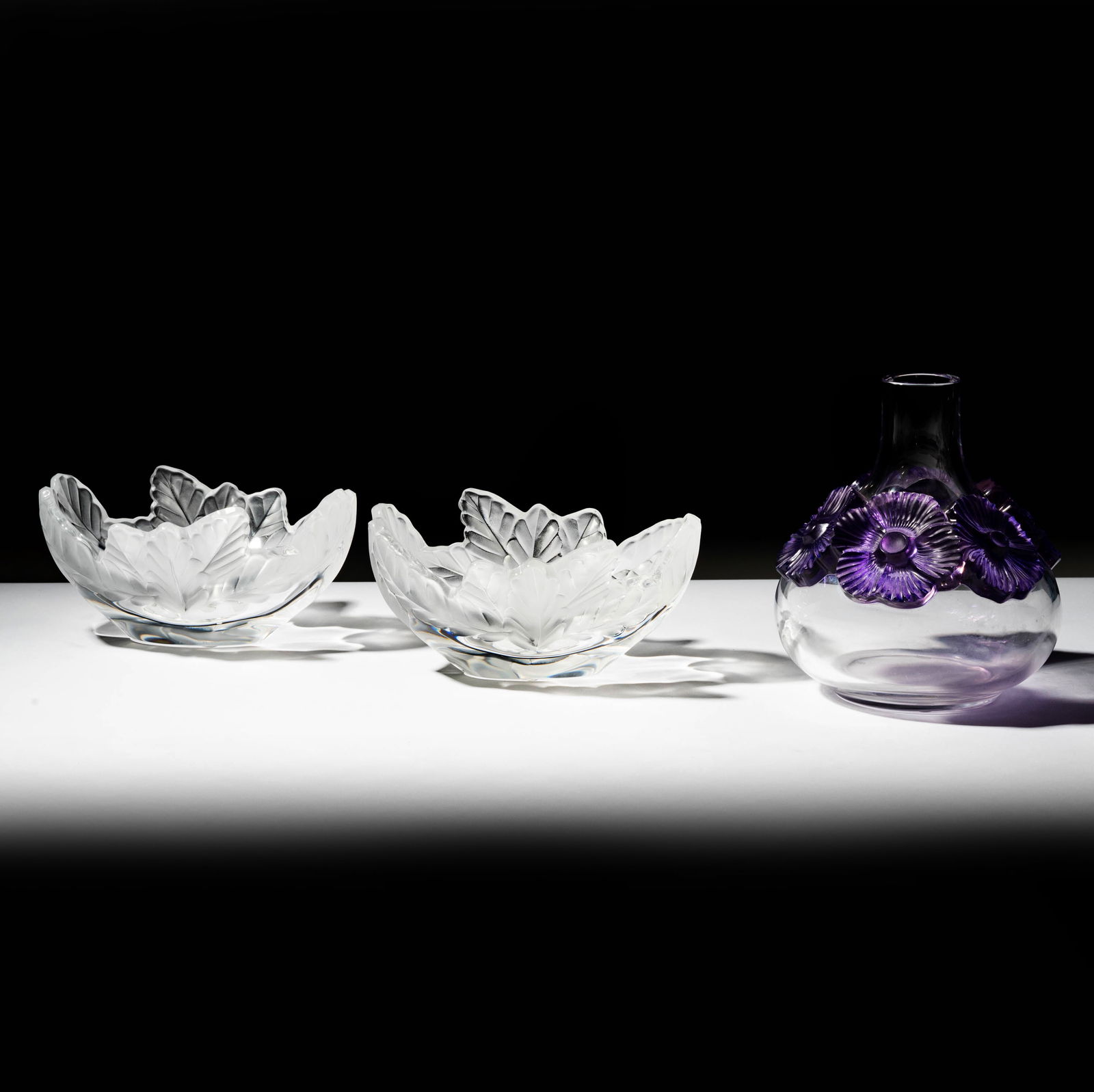 A Group of Lalique Glass Bowls and a Vase (1 of 13)