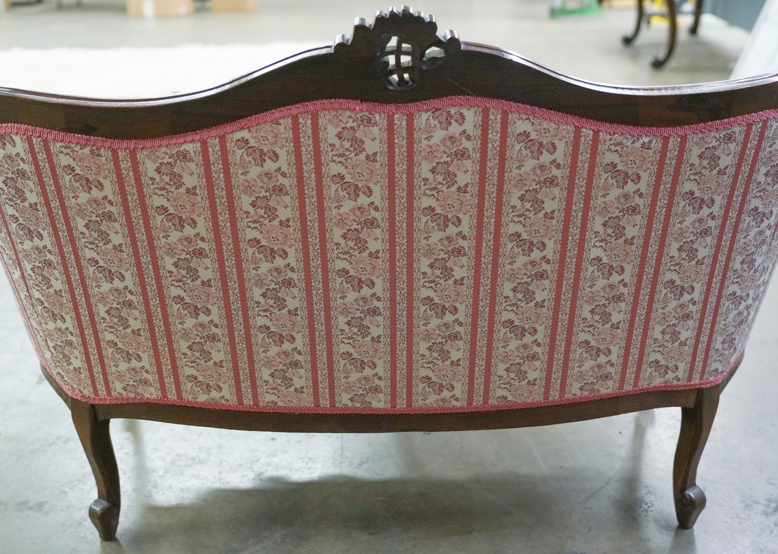 A Rococo-Style Settee - 10