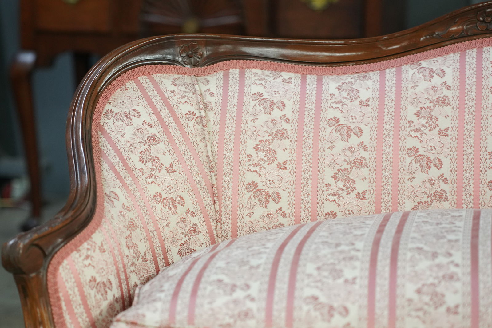 A Rococo-Style Settee - 2