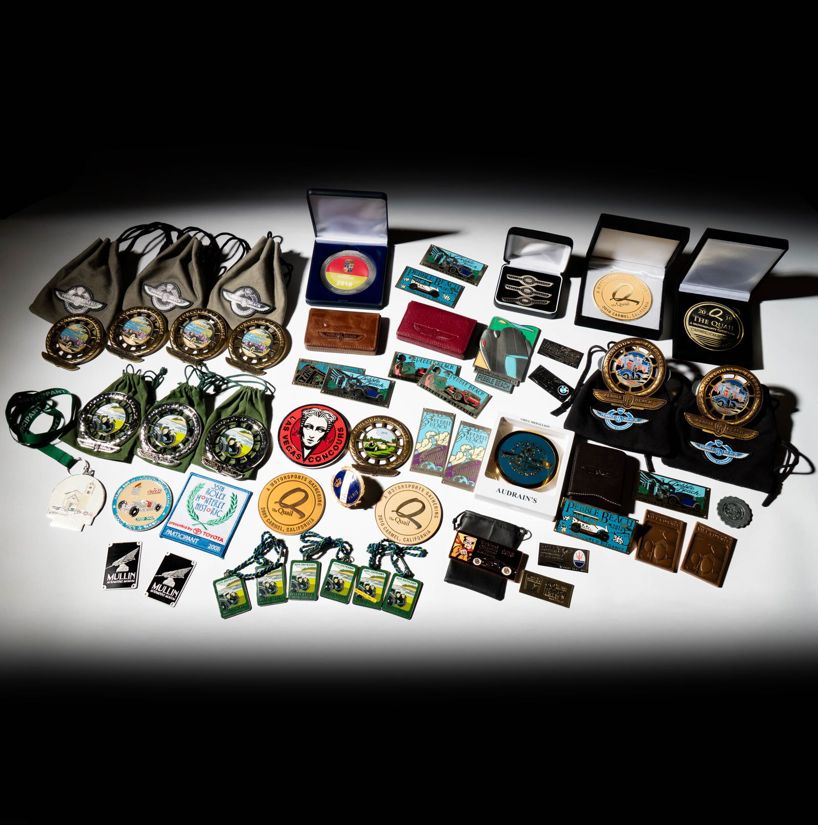 Large Collection of Dash Plaques and Medals: from various events, many from Pebble Beach, etc. Approximately 40 pieces