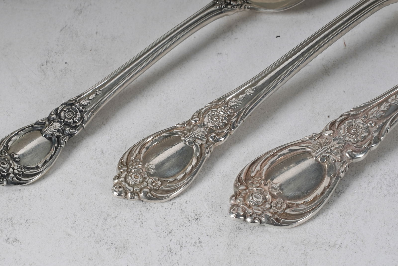 Oneida Stanton Hall Sterling Flatware Sercvice - 3