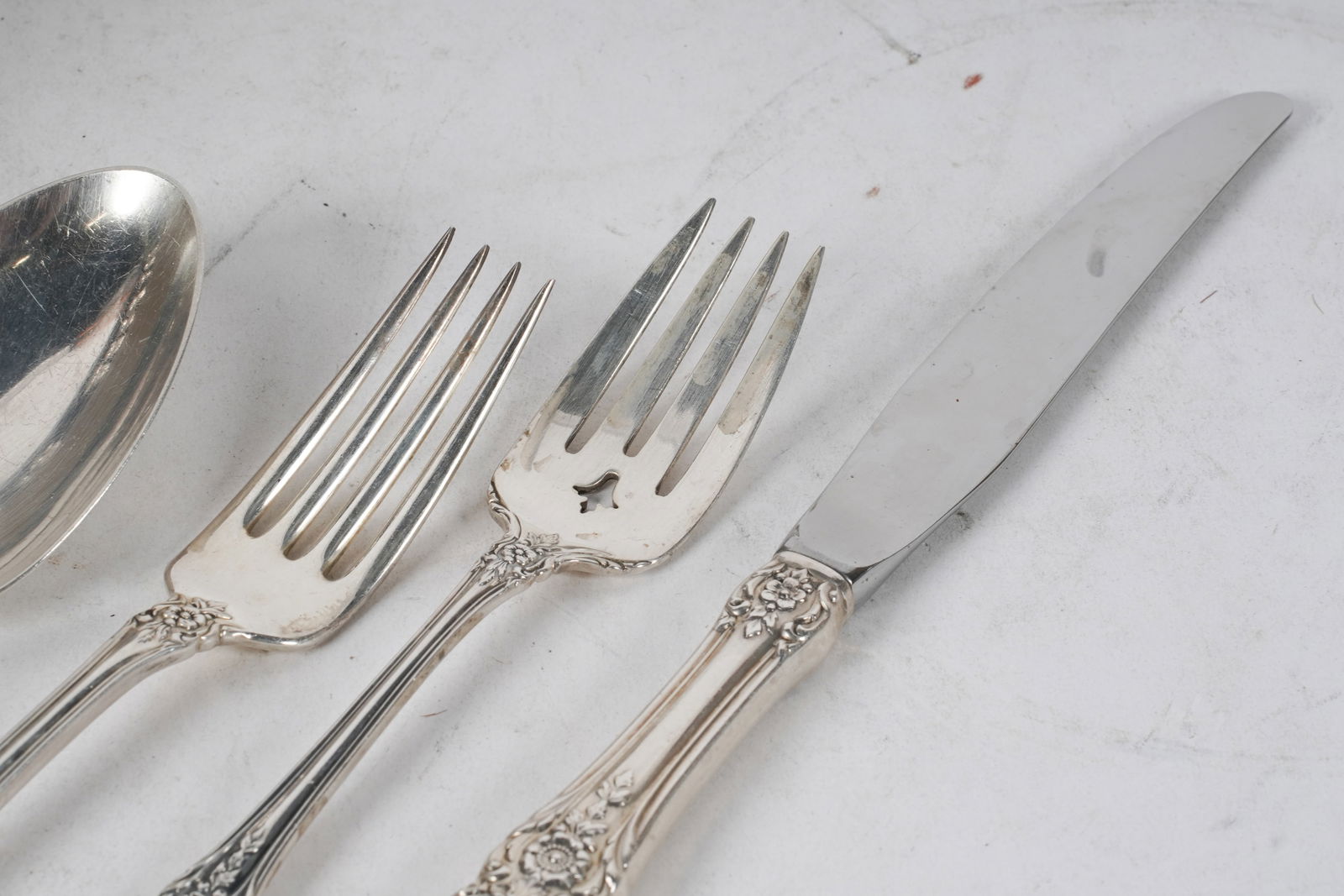 Oneida Stanton Hall Sterling Flatware Sercvice - 5