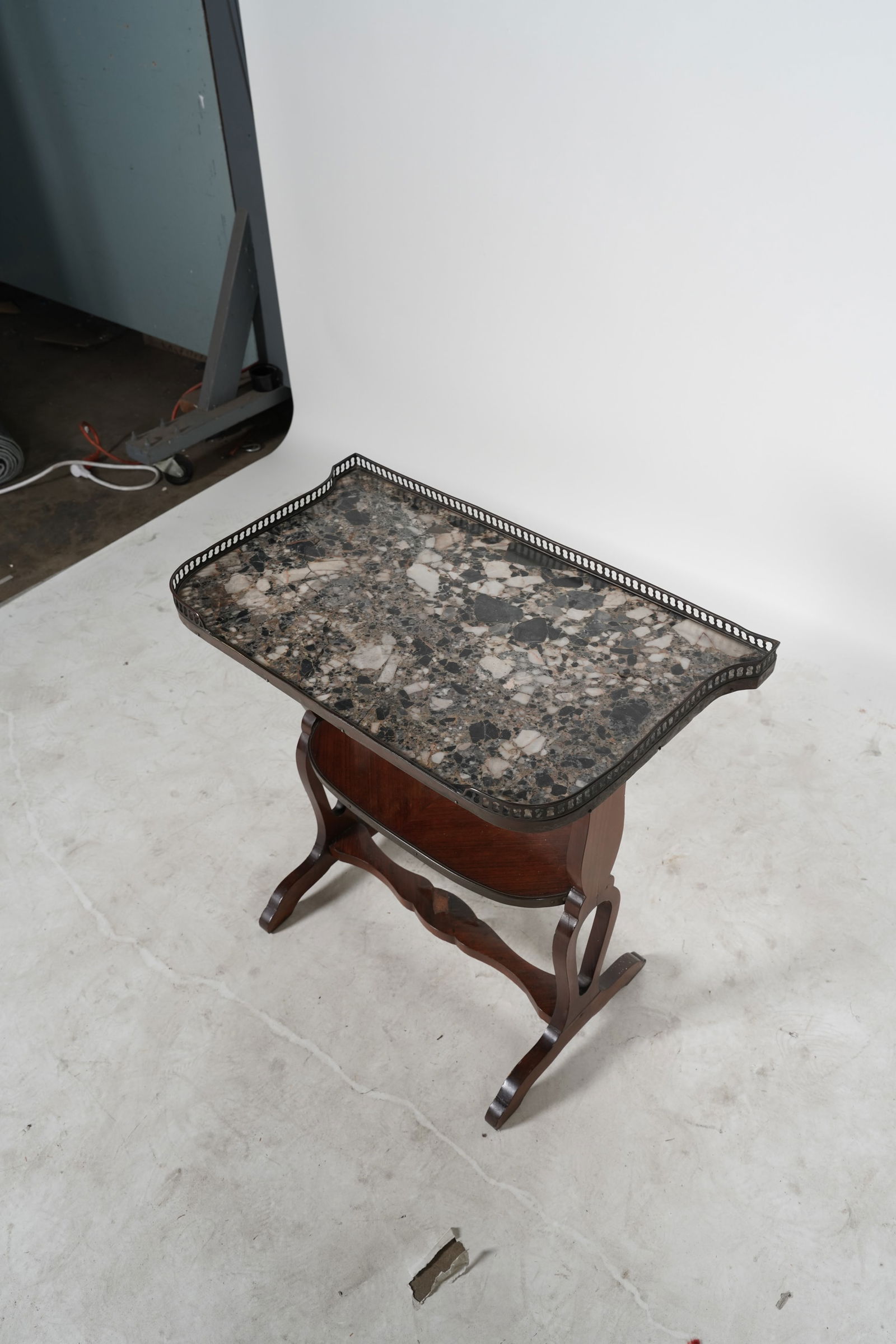 Marble-Top Mahogany Side table - 9