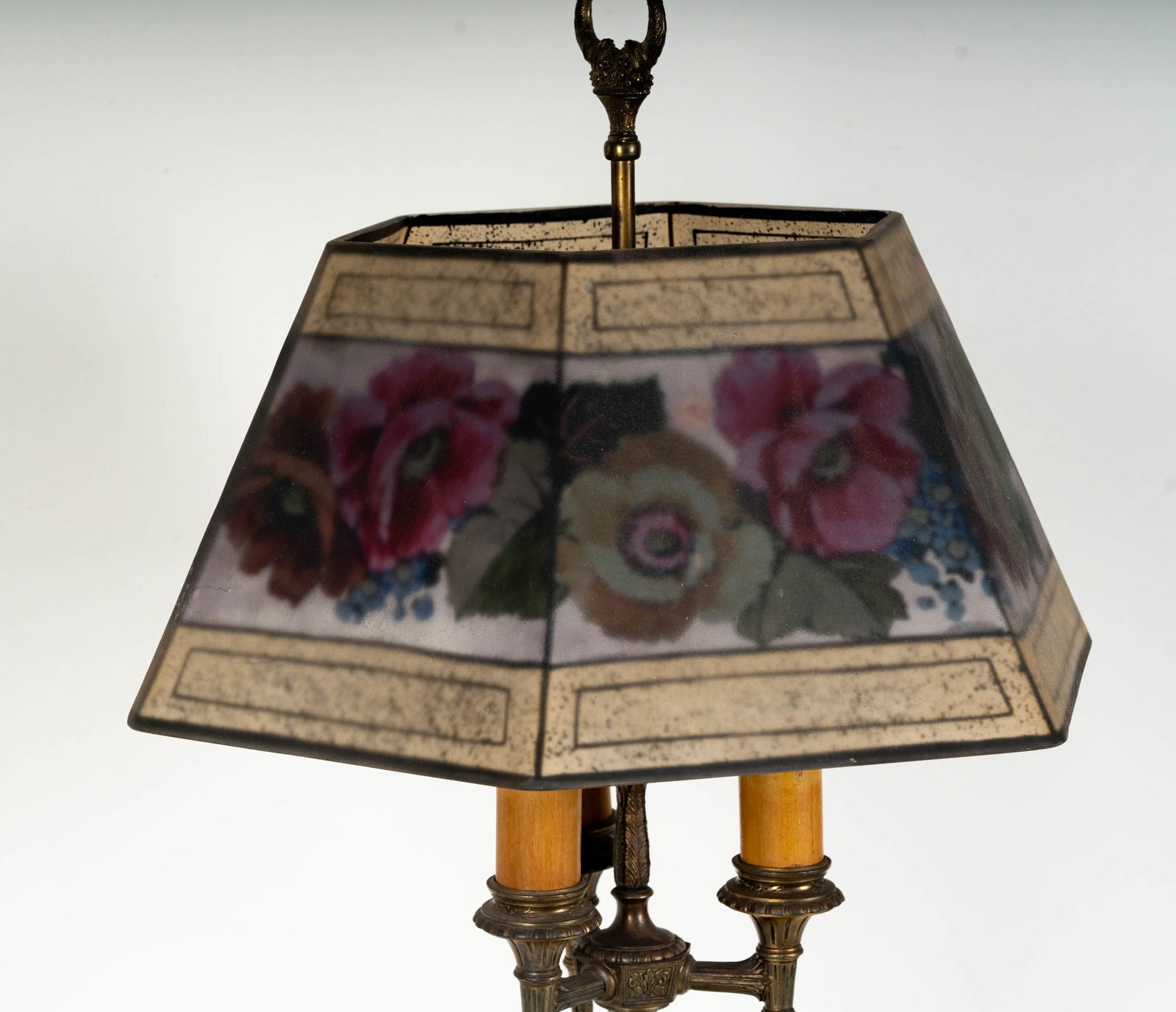 A Pairpoint Reverse-Painted Glass Table Lamp - 3