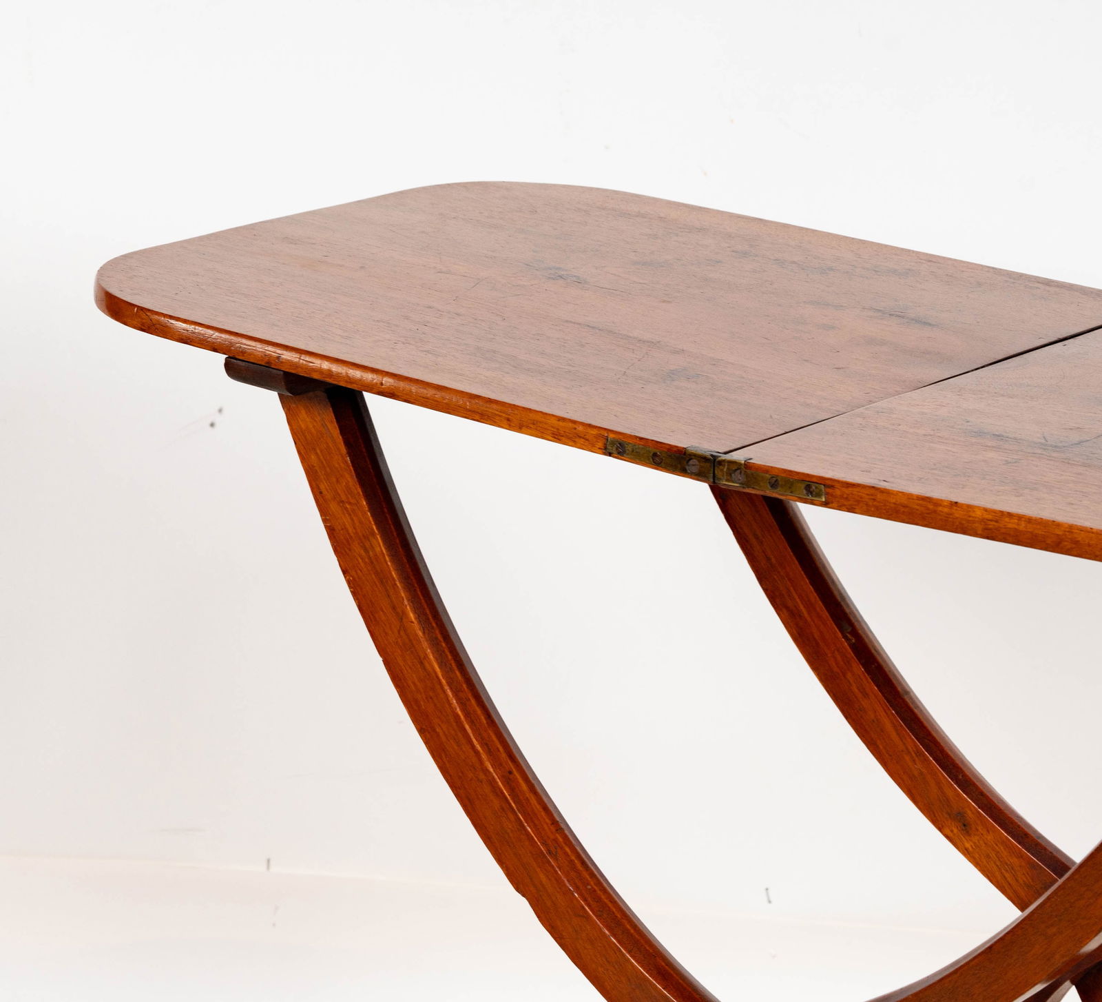 A Regency Mahogany Coaching Table - 7