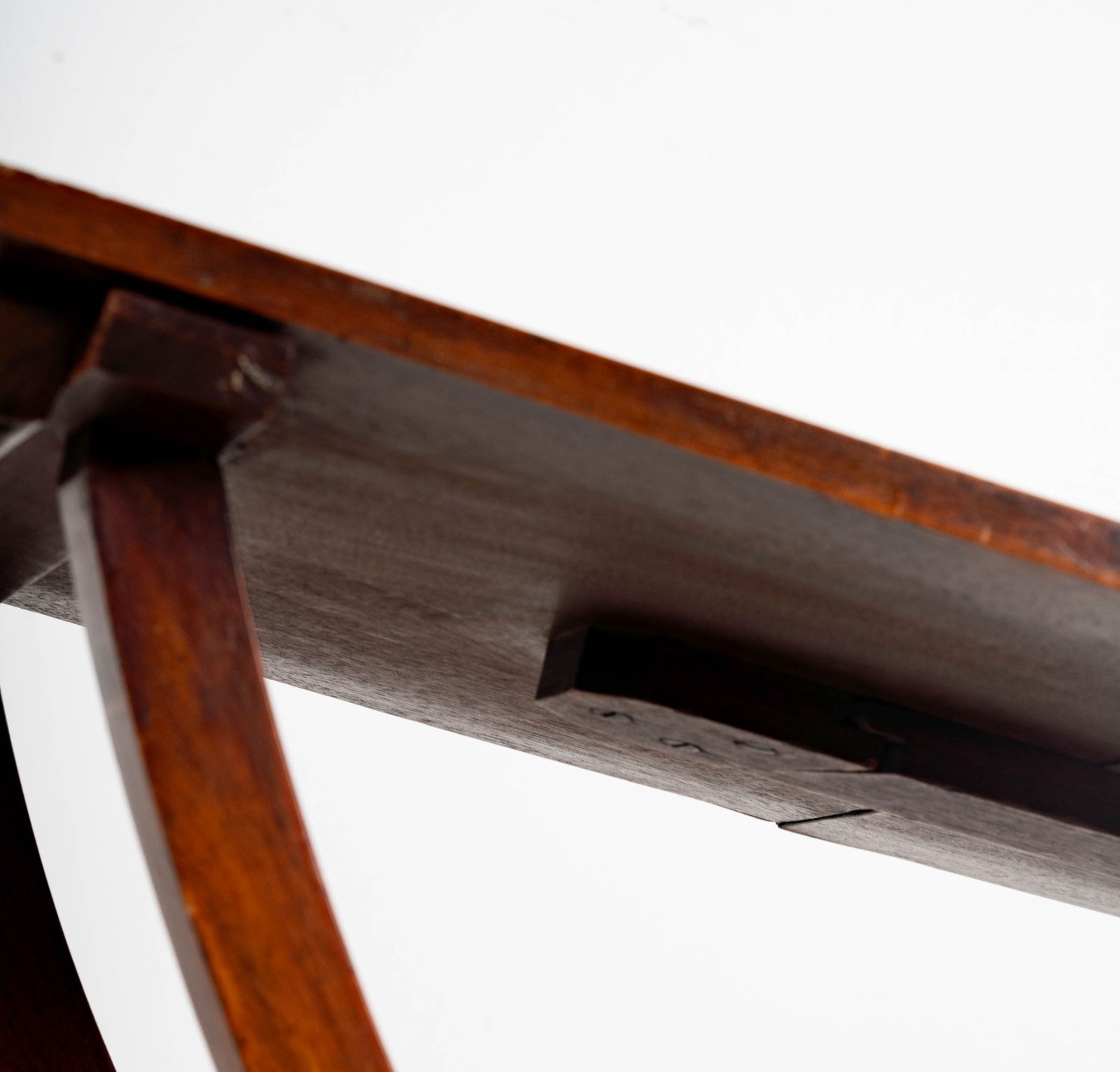 A Regency Mahogany Coaching Table - 7