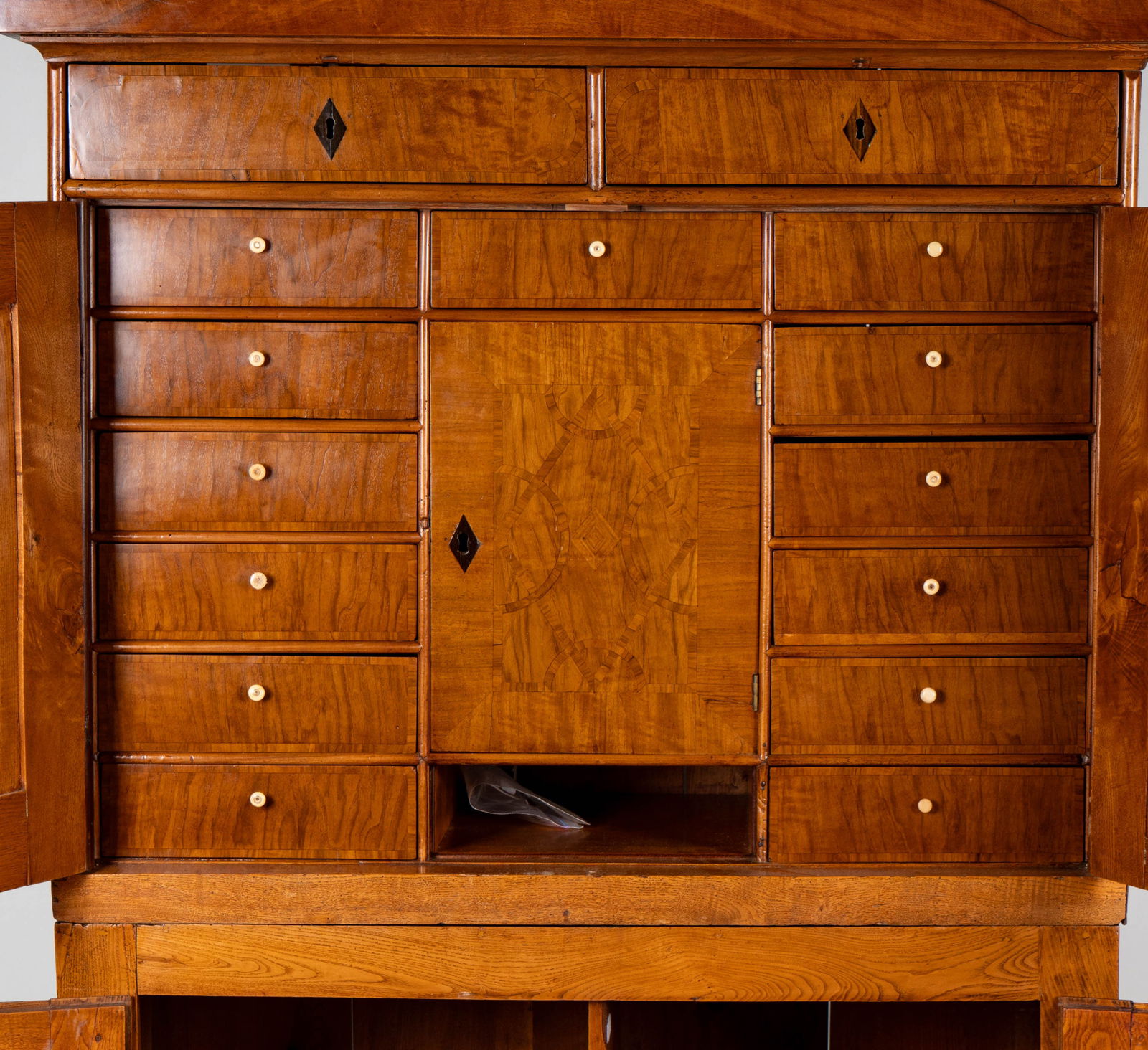 A Biedermeier Cabinet - 8