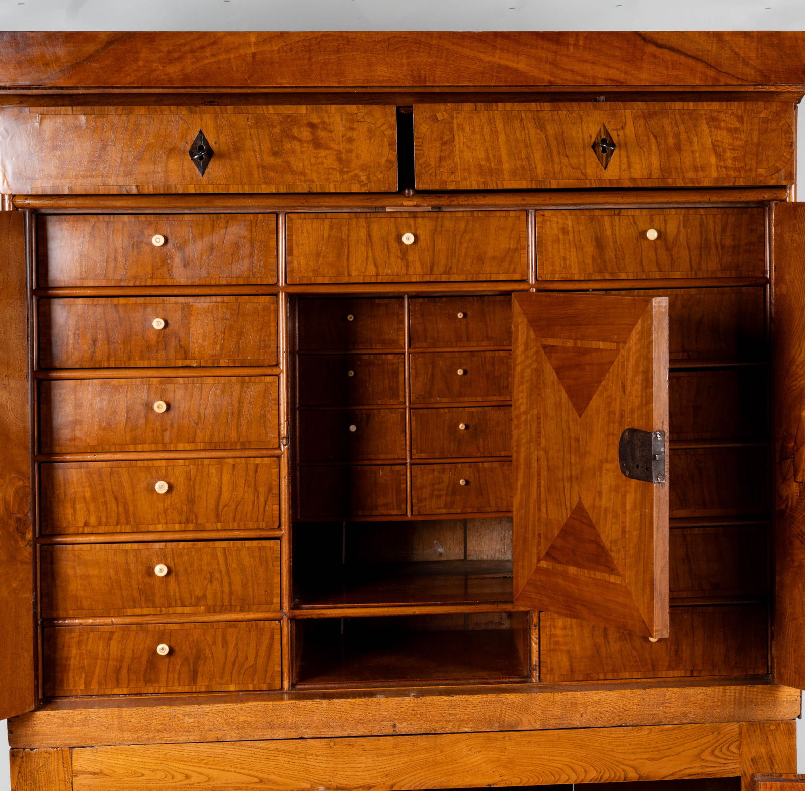 A Biedermeier Cabinet - 9