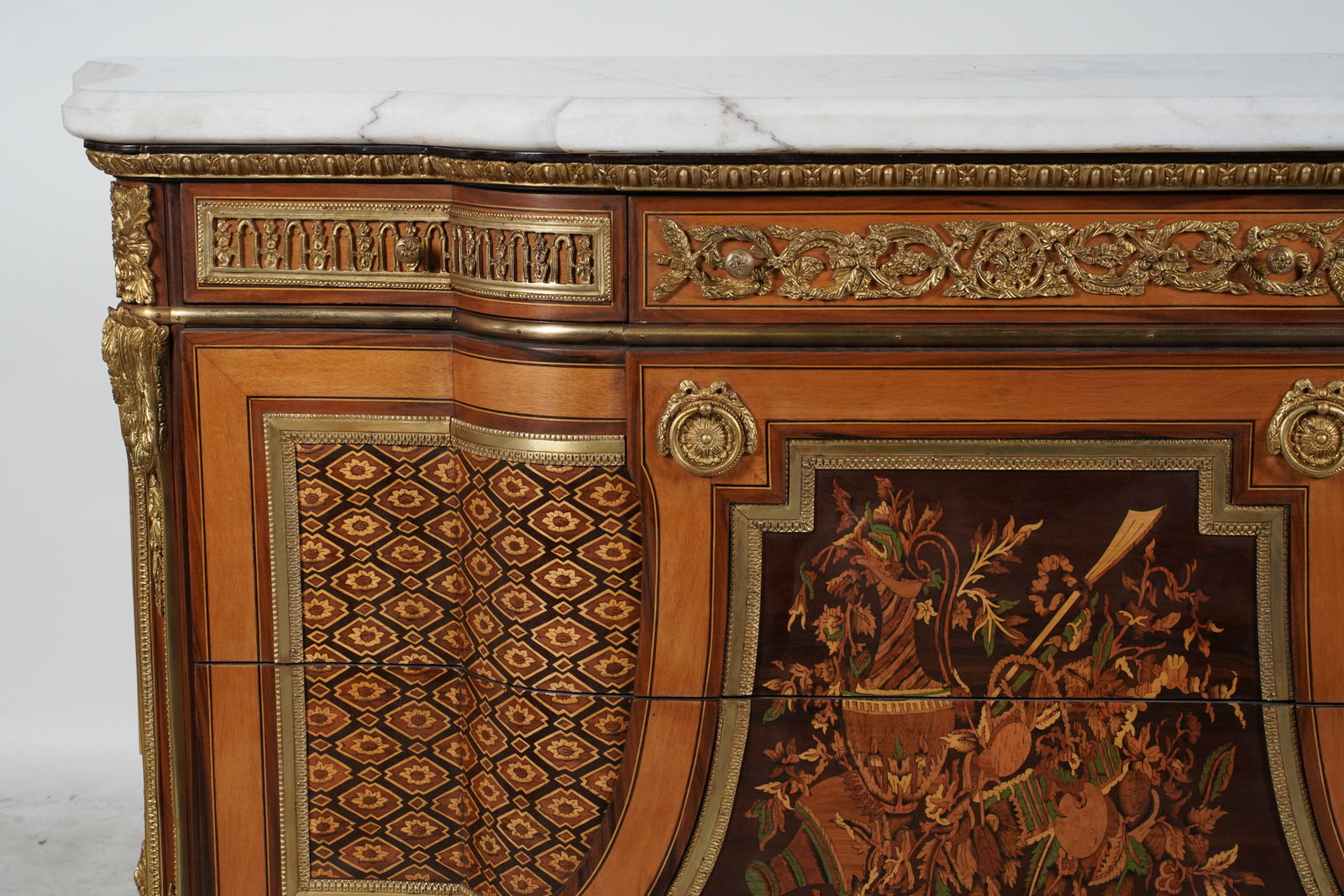 A Regence-Style Marble-Top Commode - 2