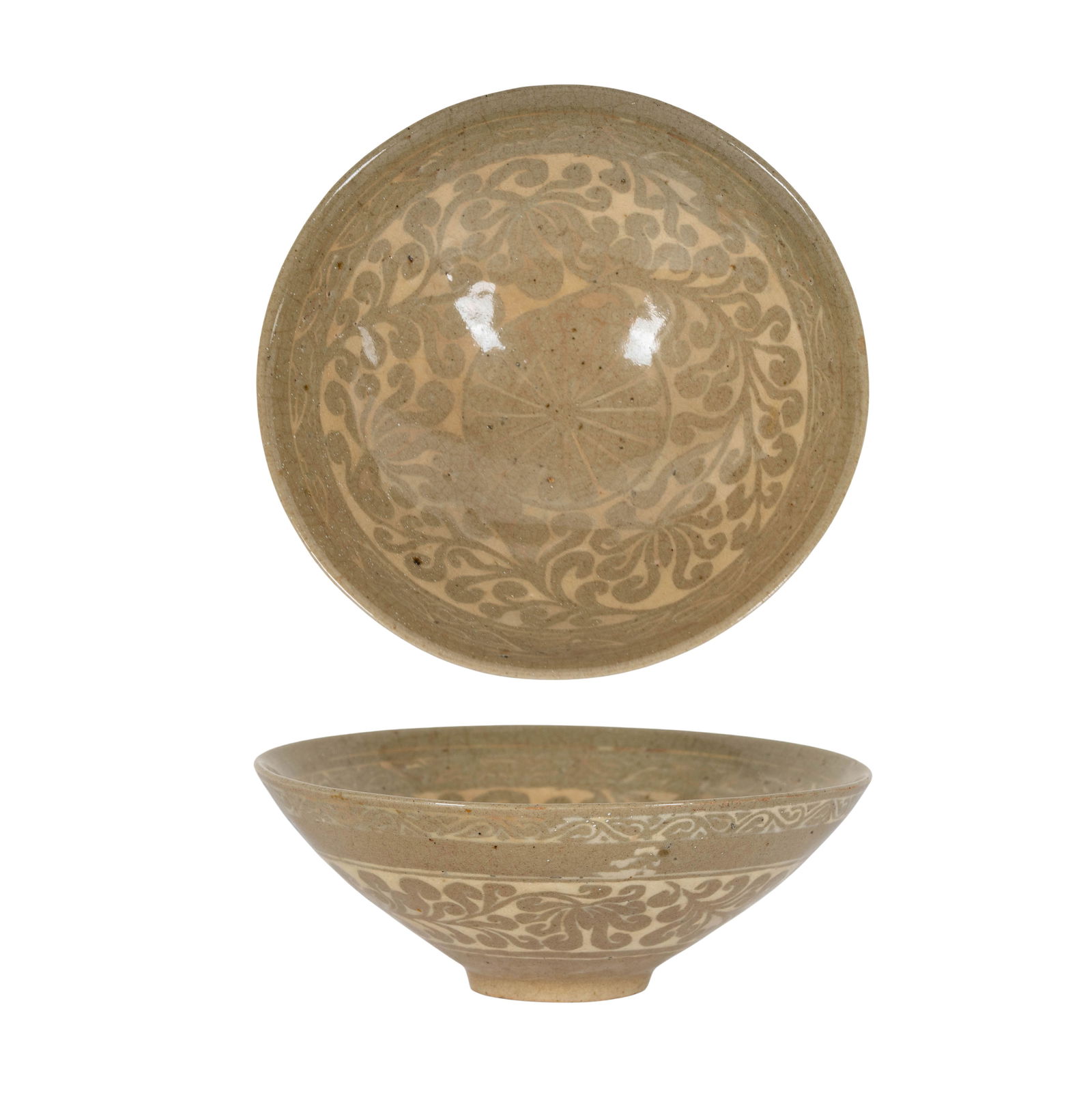 A Korean Celadon Ceramic Conical Bowl (1 of 8)