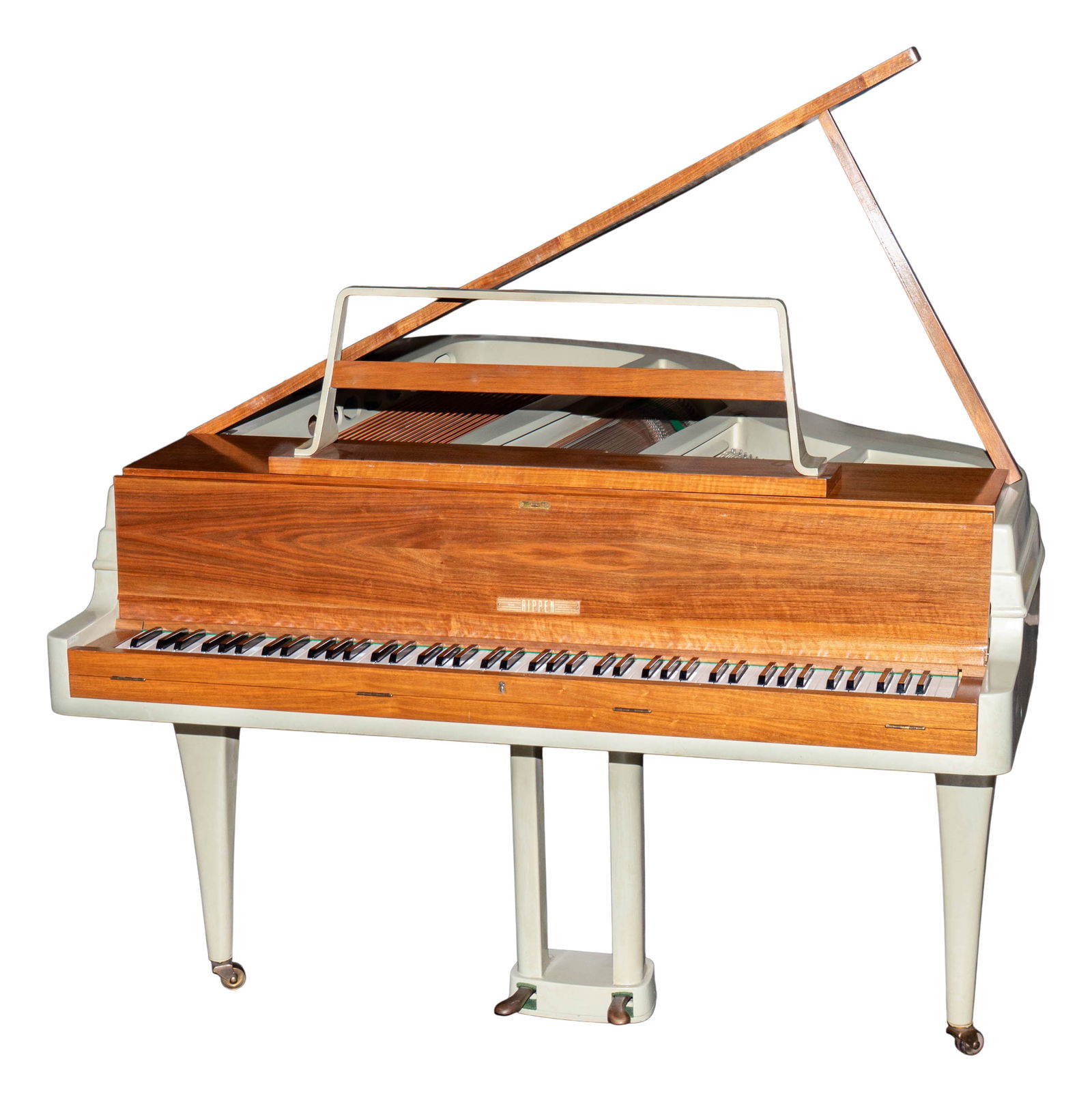 Johan Rippen: Aluminum Grand Piano (1 of 16)