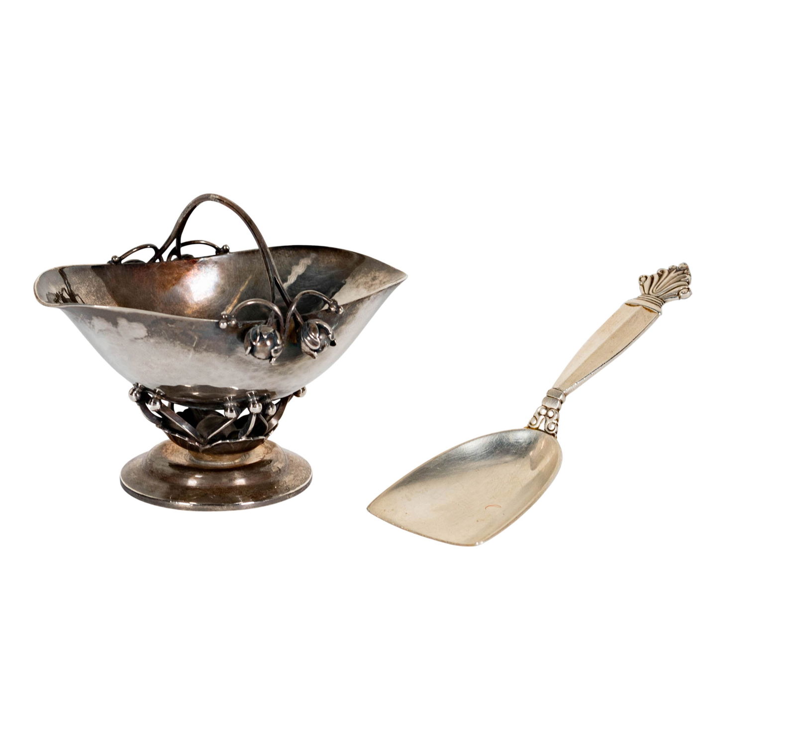 A Georg Jensen Sterling Sugar Bowl and Shovel (1 of 14)