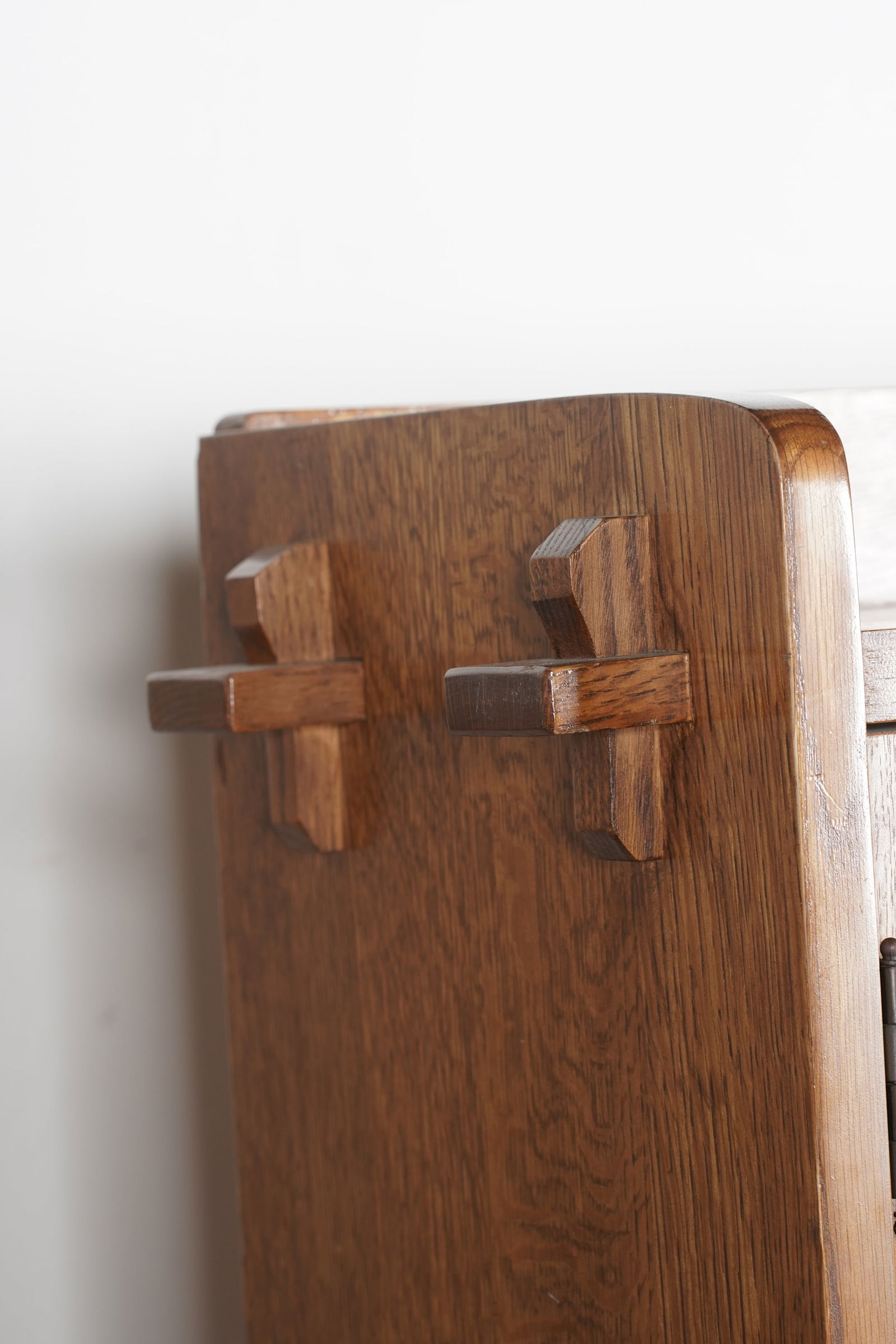 Stickley Oak Bookcase - 13