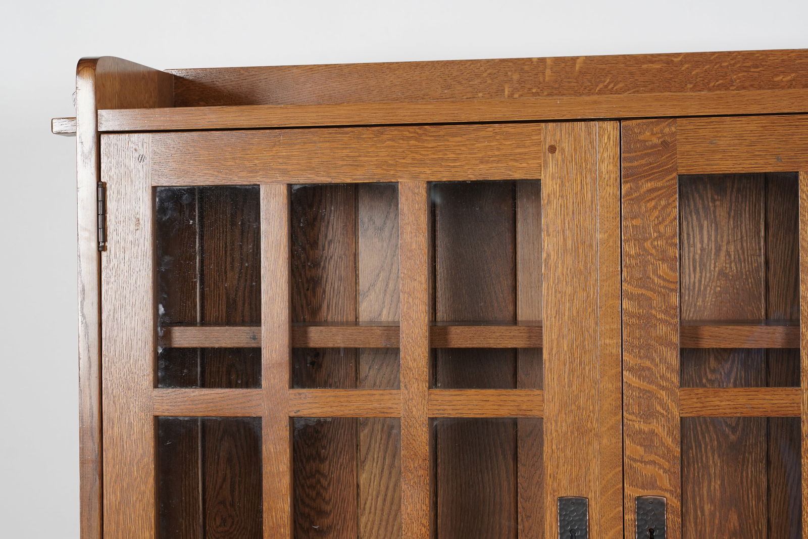 Stickley Oak Bookcase - 7