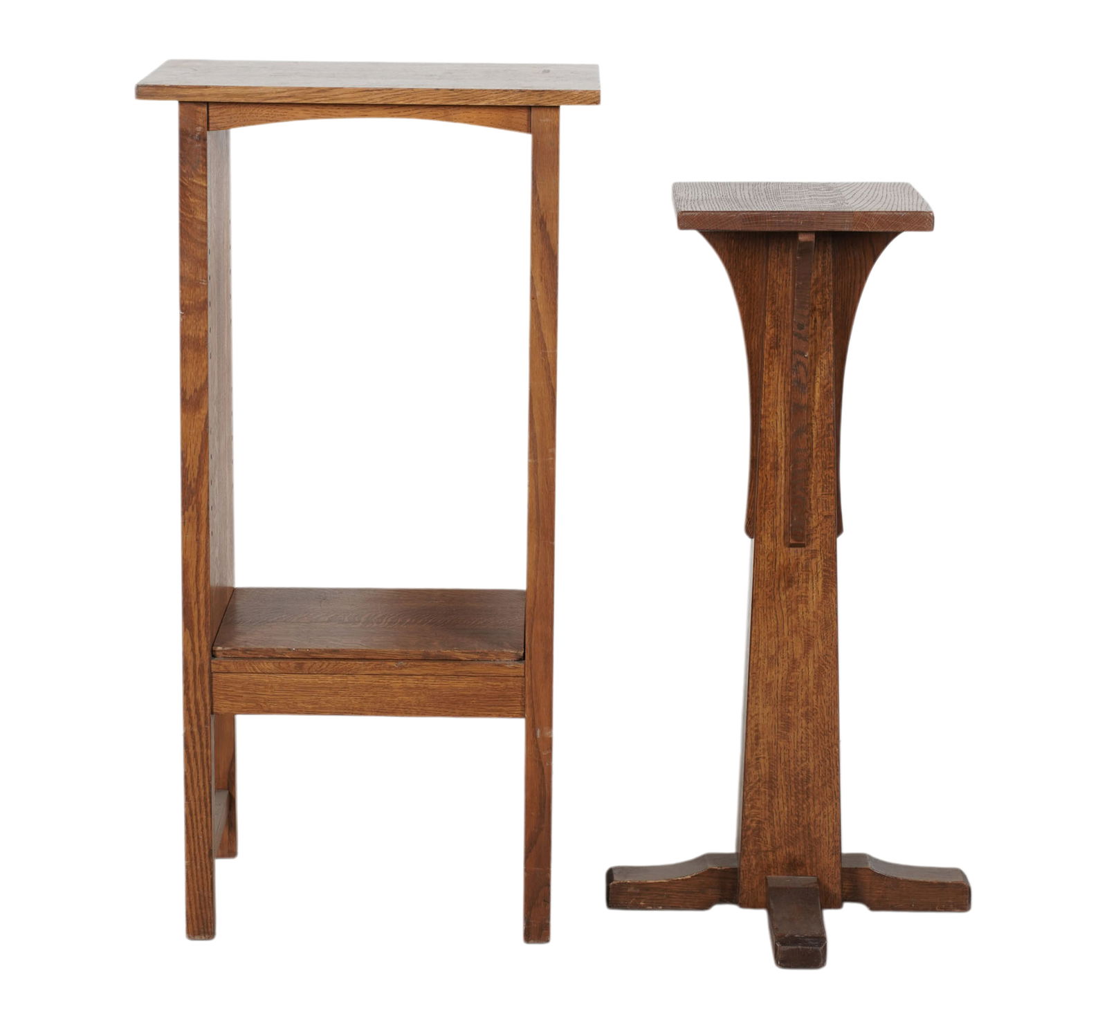 A Stickley Oak Fern Stand and Bookshelf: Fern stand: 36 x 18 in., the bookshelf 41 1/2 x 21 1/2 x 12 1/2 in.