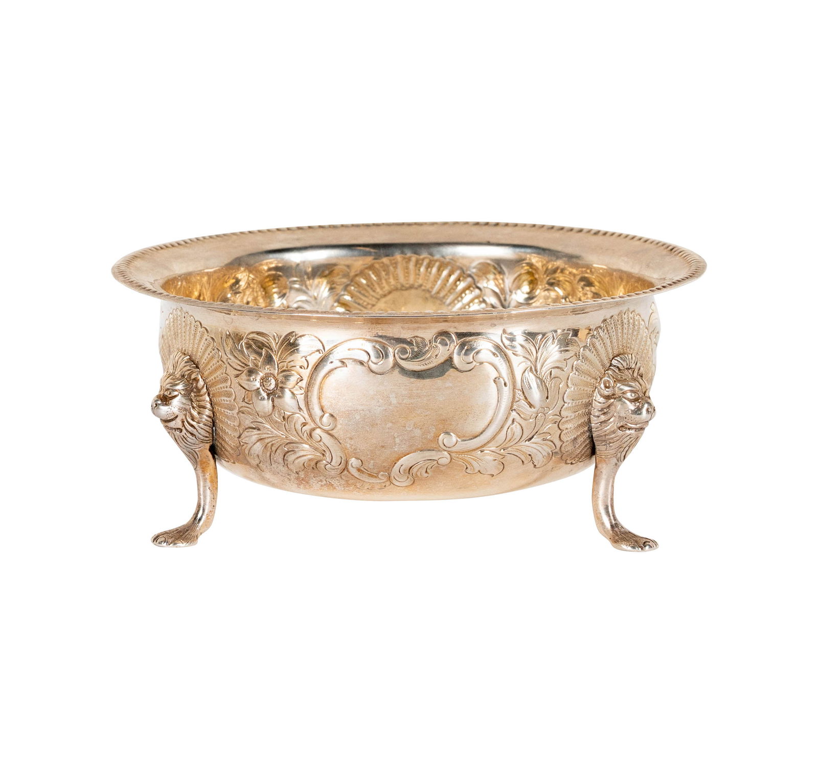 English Sterling Footed Bowl: with lion face and paw motif to side and foot of bowl, worn hallmarks, 2.5 x 6 in., approximately 237 grams