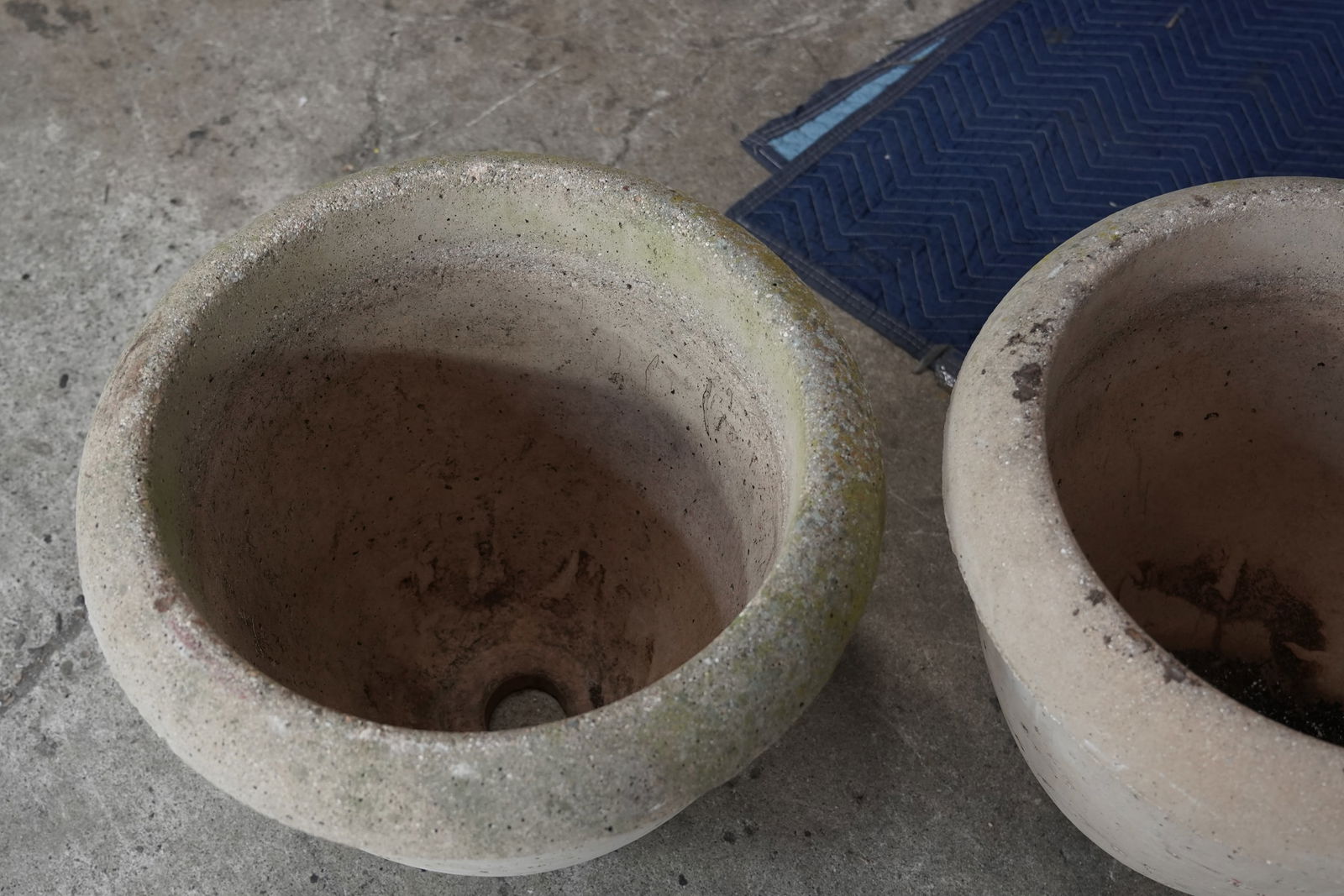 Three Stone Pots - 8