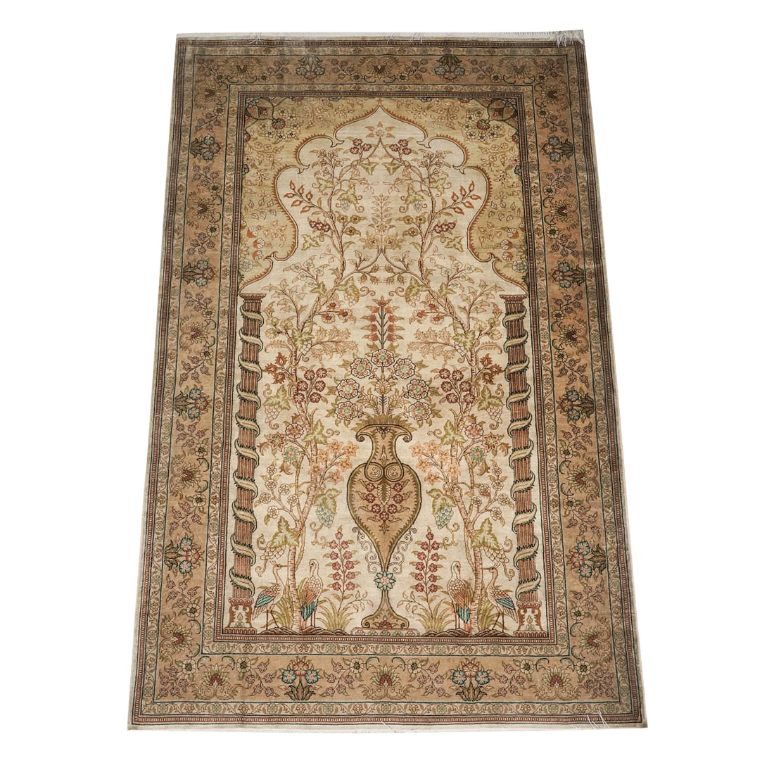 3'2" x 5' Turkish Silk Throw Rug: 3'2" x 5'
