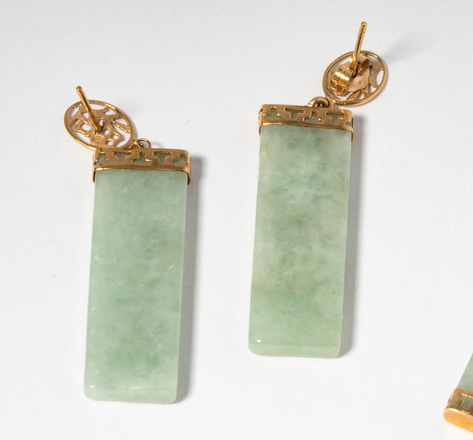 Group of Assorted 14 Karat Yellow Gold and Jade Jewelry - 5
