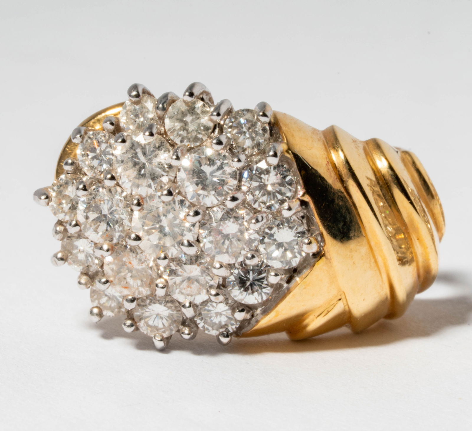 Pair of 18 Karat Yellow Gold & Diamond Earrings - 3