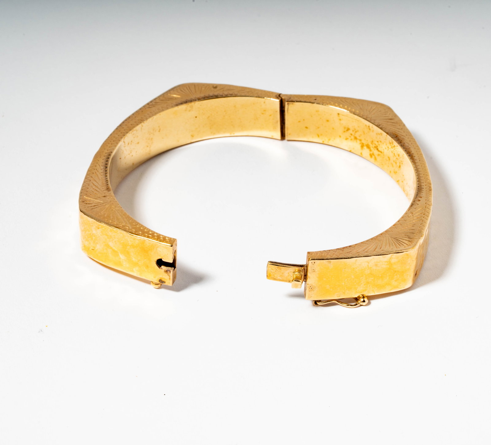 14 Karat Yellow Gold Bracelet - 6