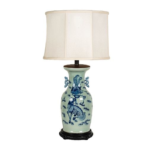 Chinese Blue and White Table Lamp (1 of 16)