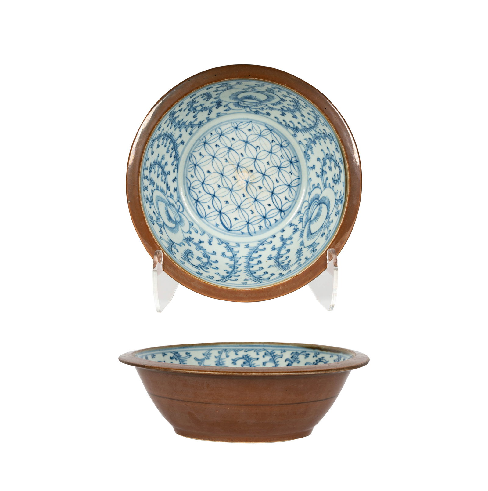 Chinese Blue and White Bowl: unmarked, 3 1/2 x 11 1/2 in. (8.9 x 29.2 cm.), Provenance: The Los Angeles Estate of Otto and Gail Natzler, the personal residence of Otto and Gertrud Natzler Los Angeles