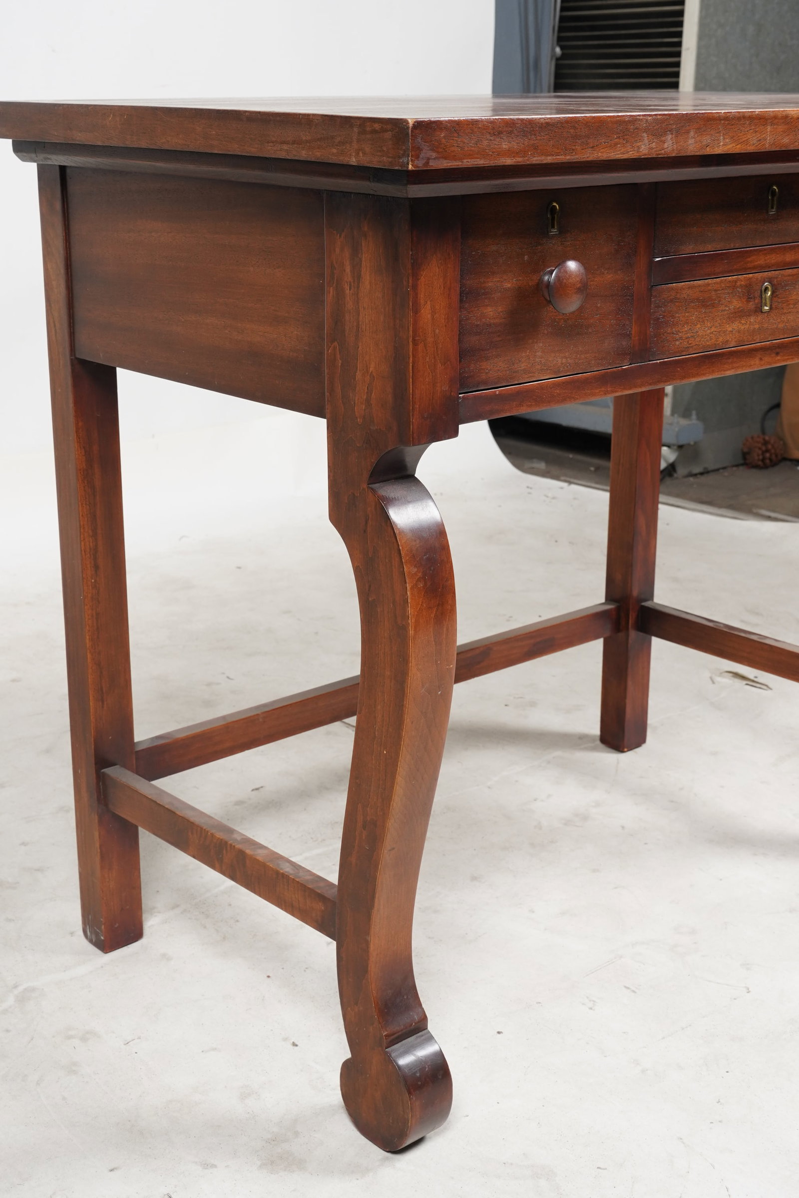 American Late Classical Dressing Table - 7