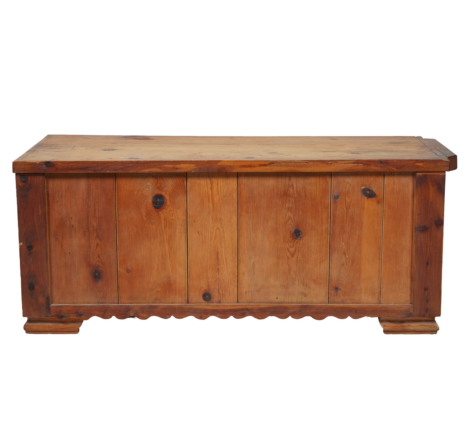Cedar Blanket Chest: with later-added elements to top, 18. 1/2 x 45 x 19 1/2 in. Provenance: The Los Angeles Estate of Otto and Gail Natzler, the personal residence of Otto and Gertrud Natzler Los Angeles