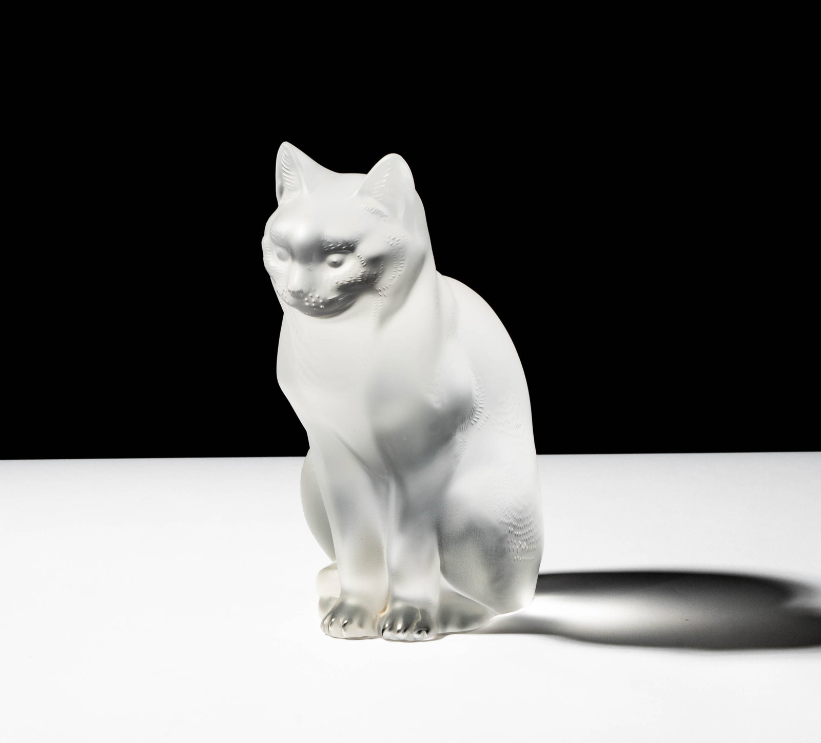 Lalique Molded Glass Cat (1 of 9)