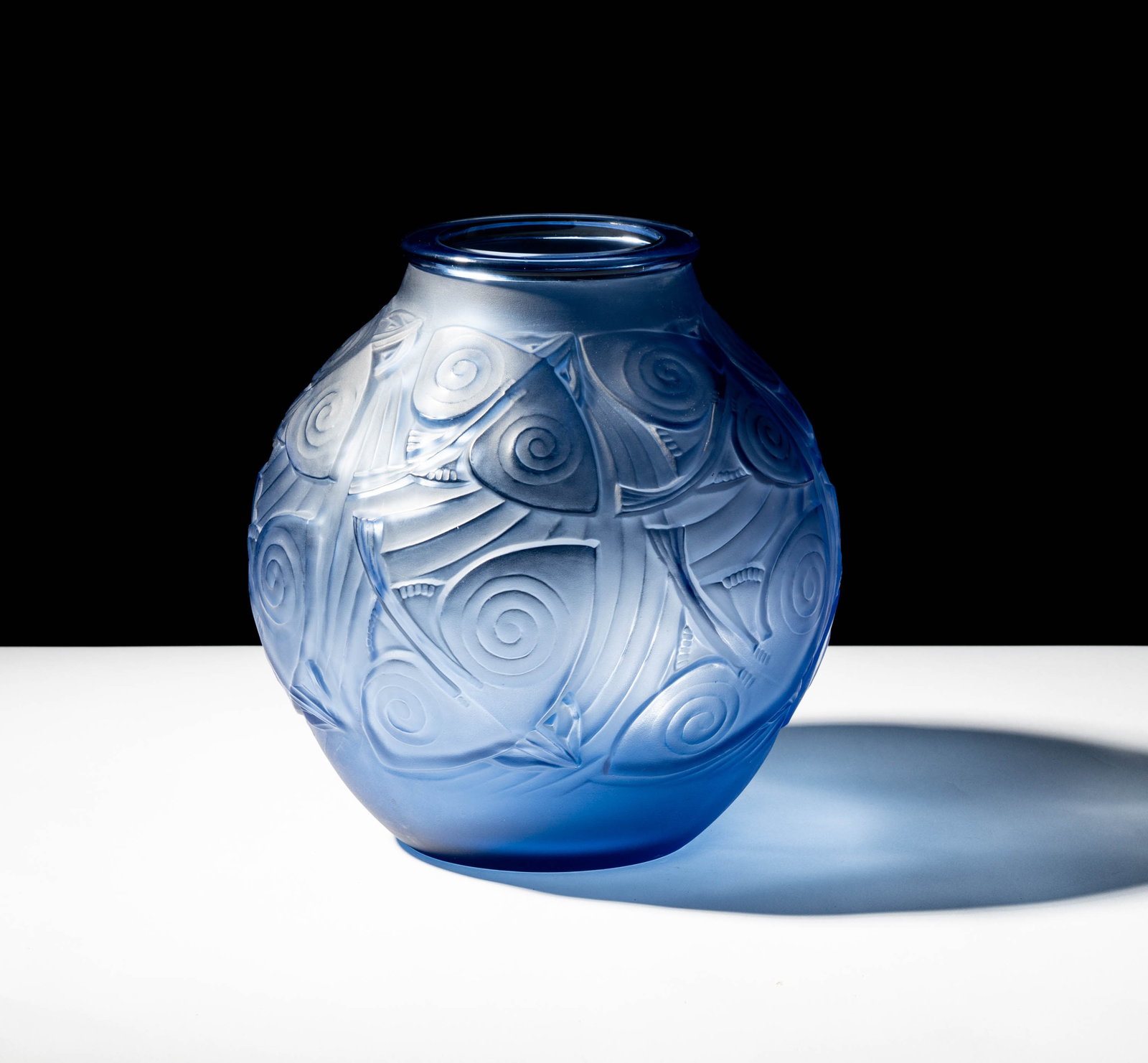 Marius-Ernest Sabino Poissons Vase (1 of 7)