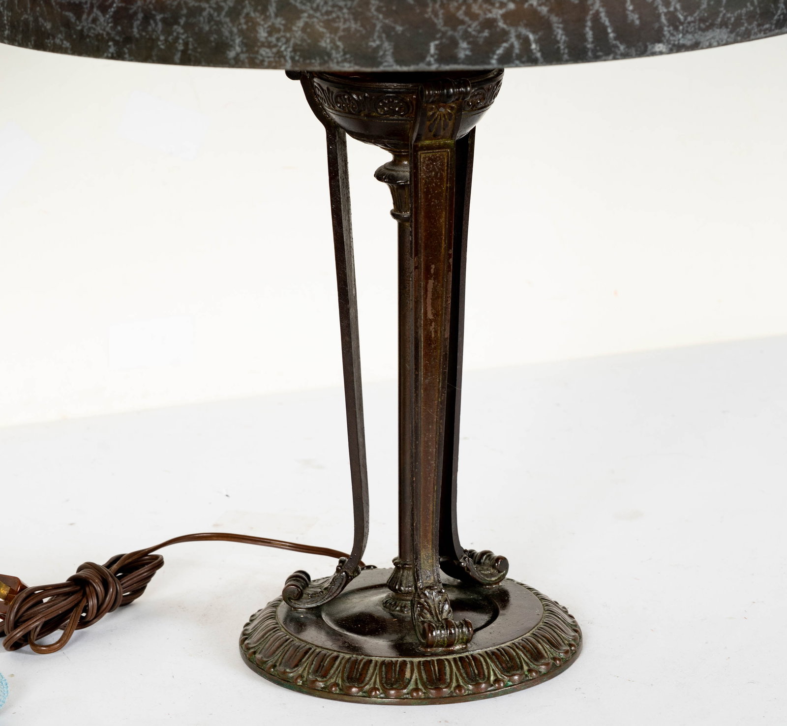 Handel Reverse Painted Table Lamp - 7