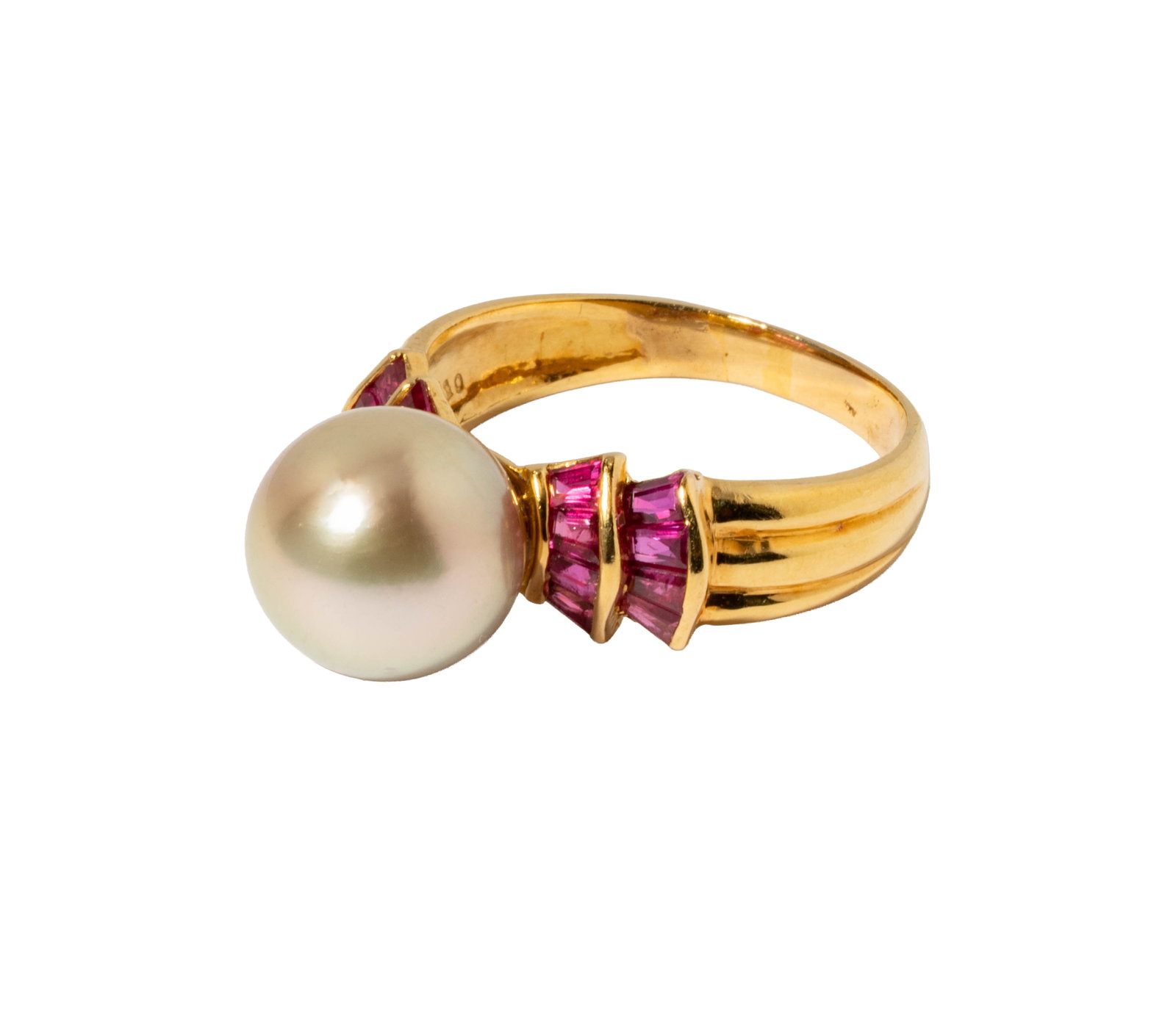 18 Karat Yellow Gold Ruby and Pearl Ring (1 of 6)
