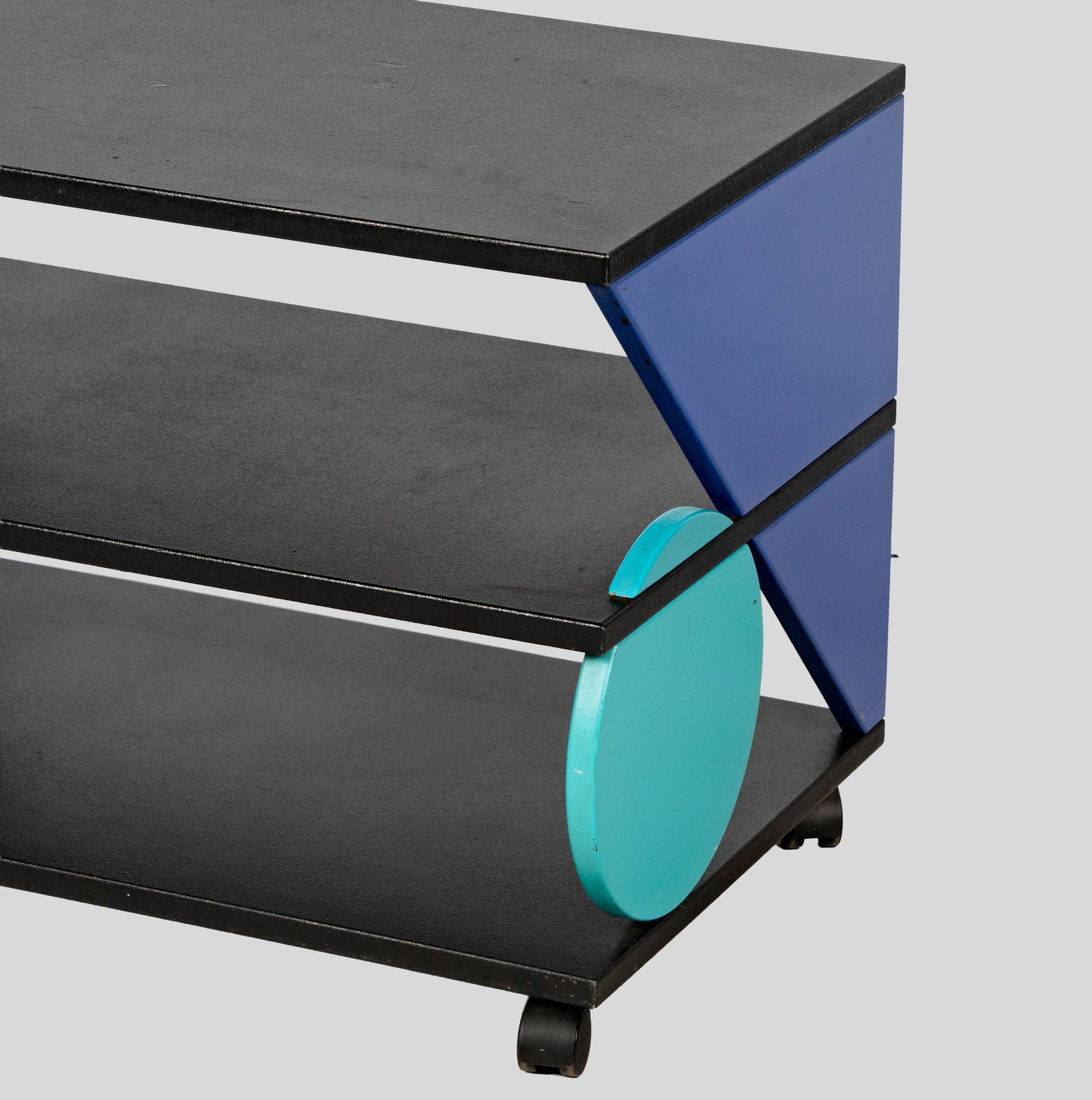 Memphis-Style Side Table - 3